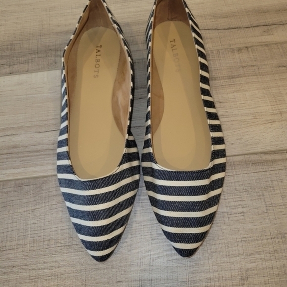 NWOT TALBOTS STRIPED  POINTED TOE FLATS - Picture 3 of 8